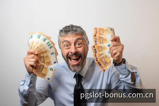 通过桌面与移动设备访问PG游戏资料的示意图